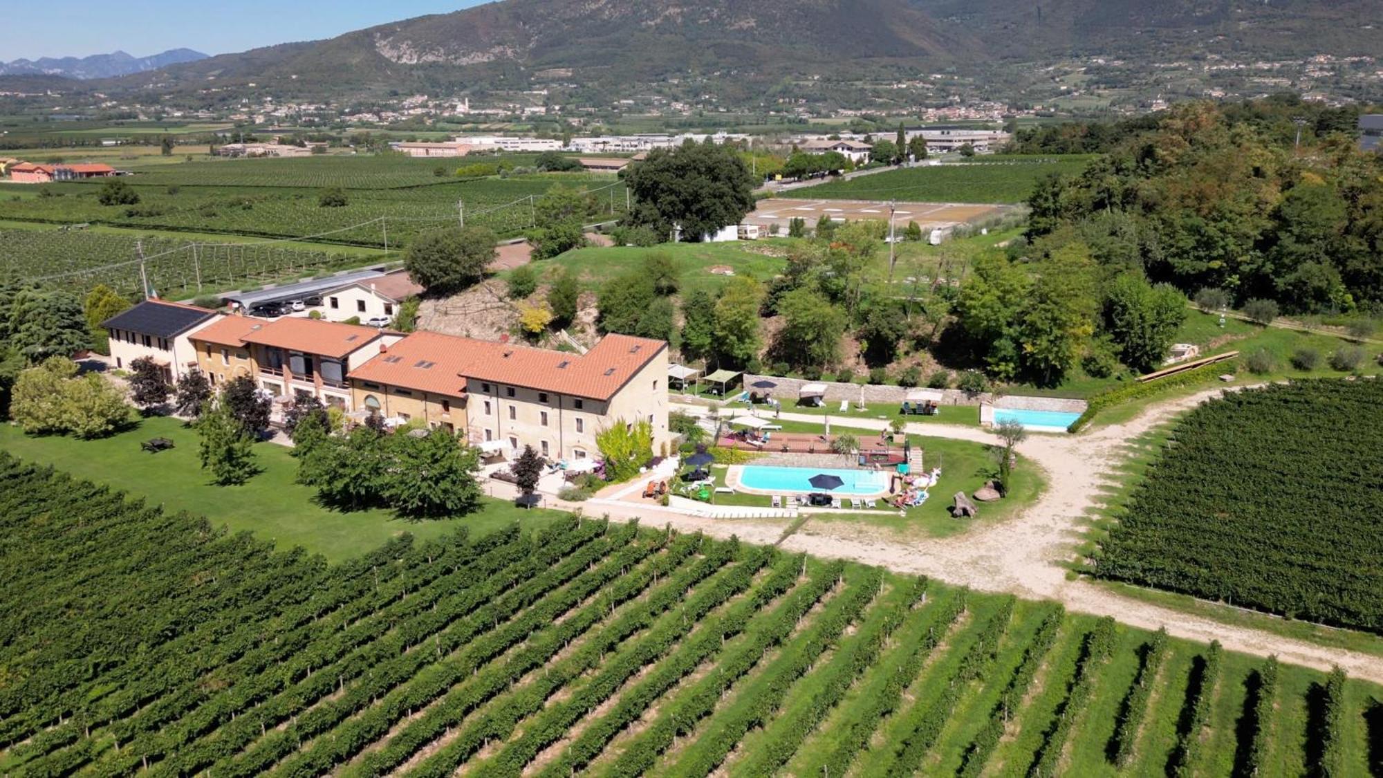 Agriturismo Corte Patrizia Caprino Veronese Exterior photo